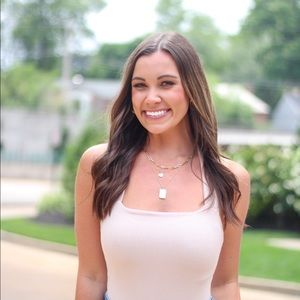 Meet your Posher, Alli